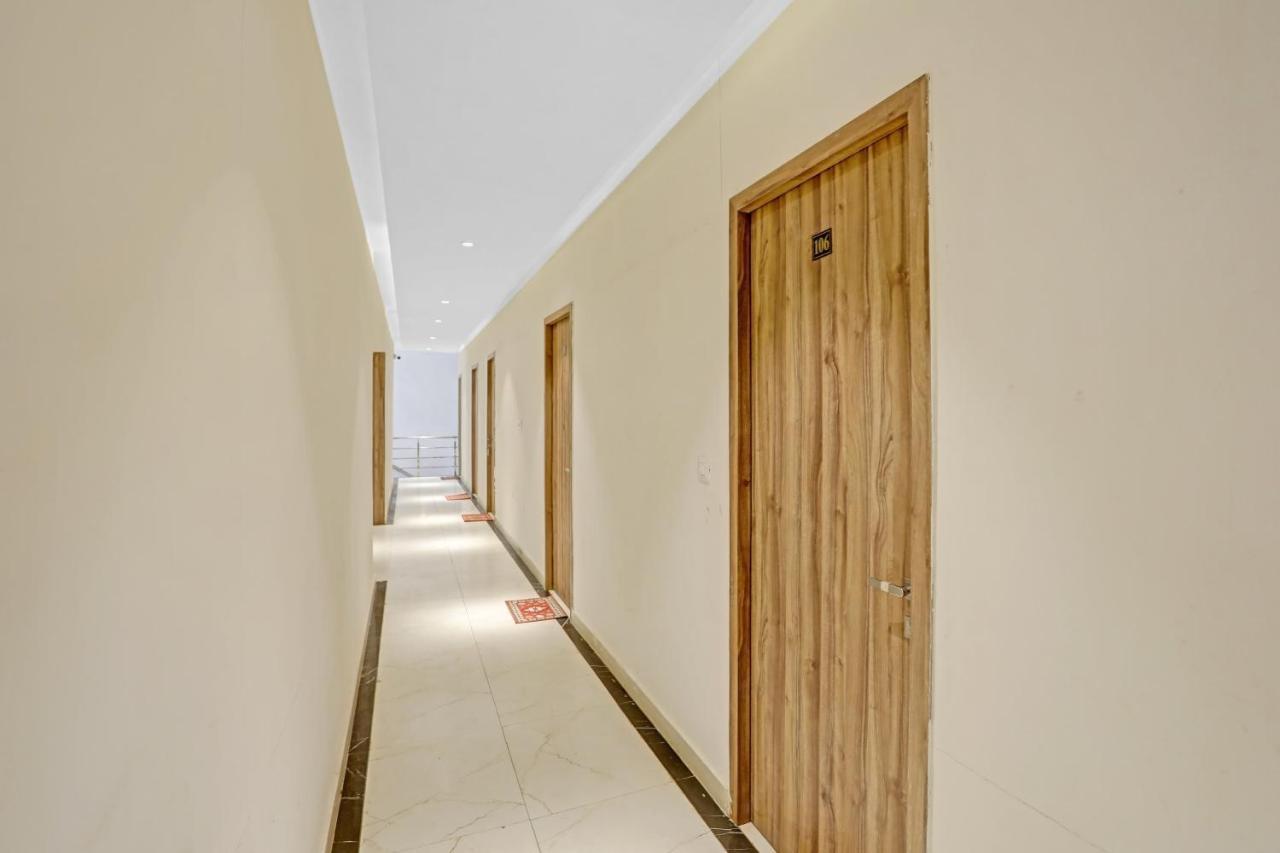 Collection O 85238 Tulika Garden Hotel Izatnagar Bagian luar foto