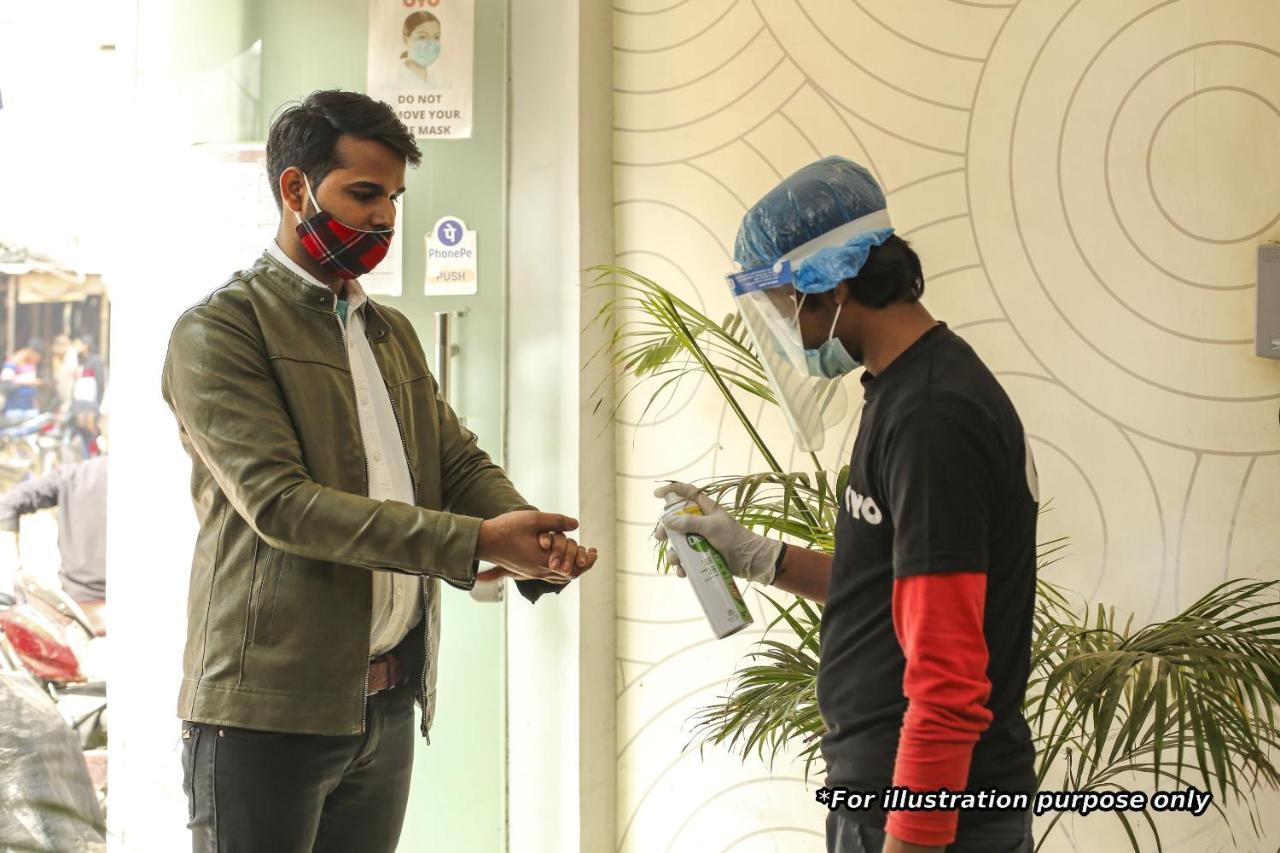 Collection O 85238 Tulika Garden Hotel Izatnagar Bagian luar foto